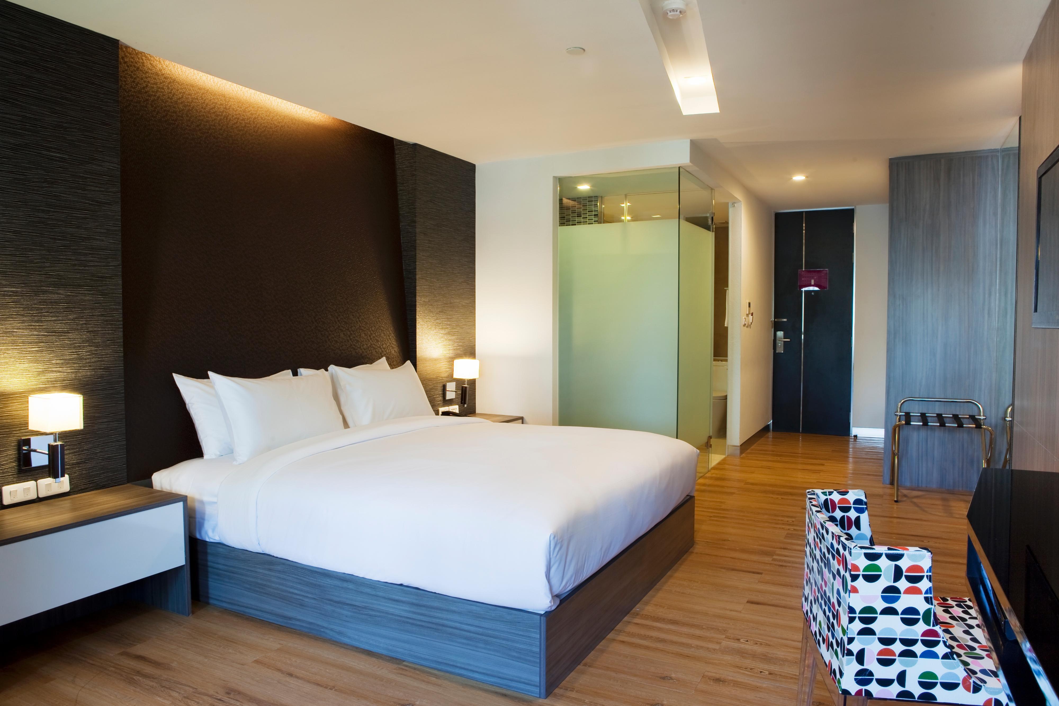 Trinity Silom Hotel Bangkok Exterior photo