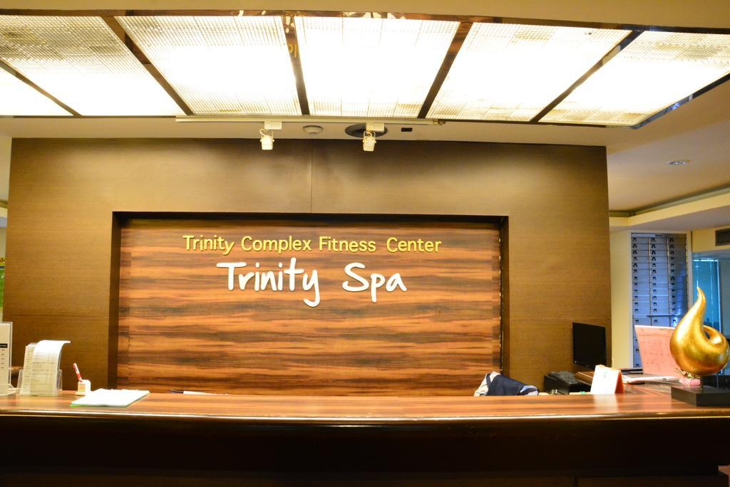 Trinity Silom Hotel Bangkok Exterior photo